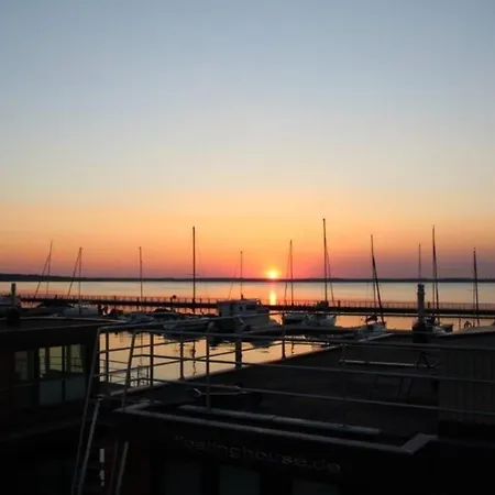 Botel Hausboot Seensucht
